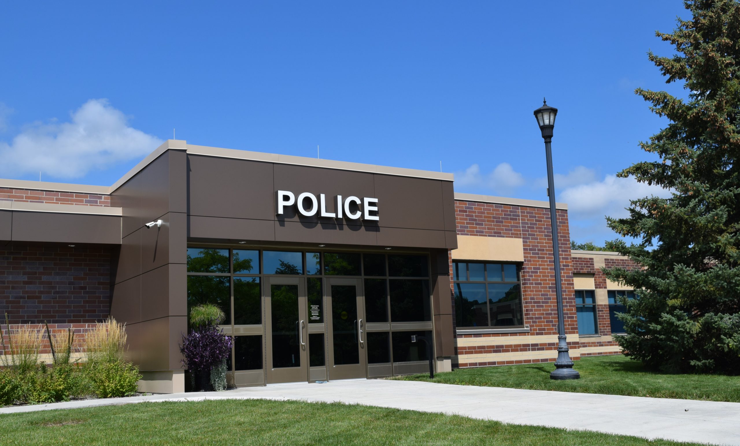 Burnsville Police Station - AluSpec Inc.